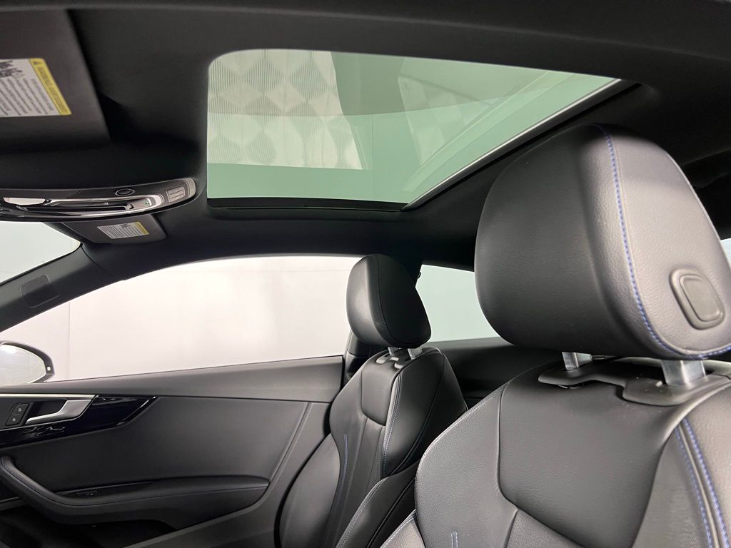 Vehicle image 15 of 45