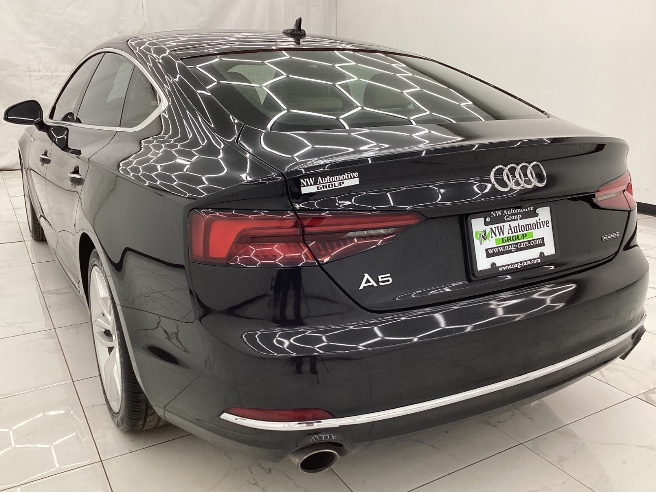 Vehicle image 10 of 51
