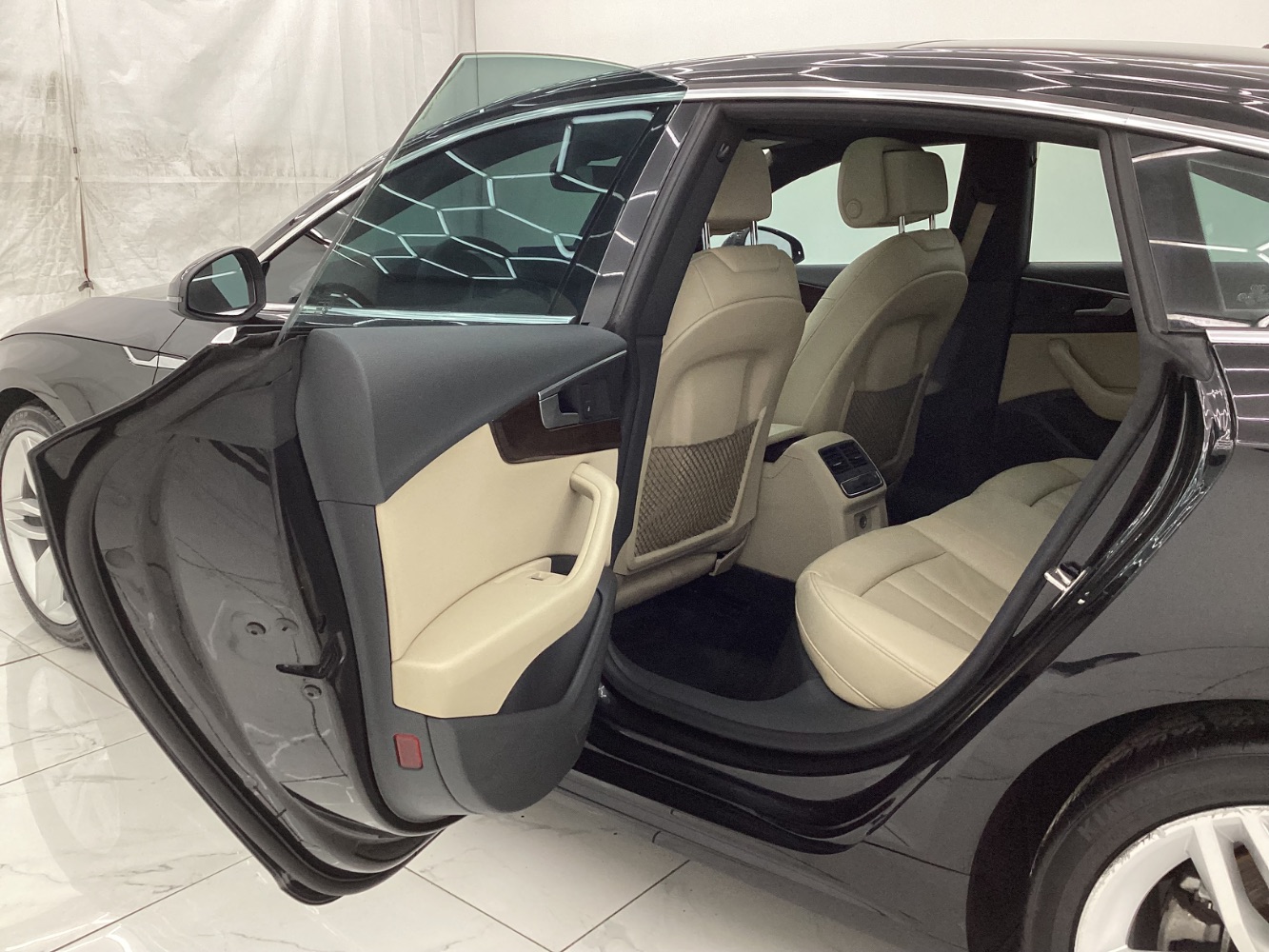 Vehicle image 20 of 51
