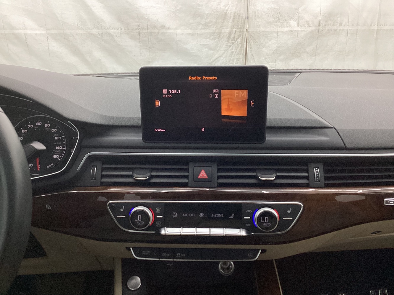 Vehicle image 26 of 51