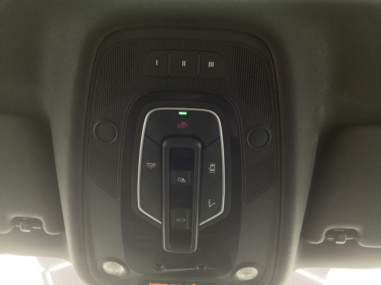 Vehicle image 40 of 51