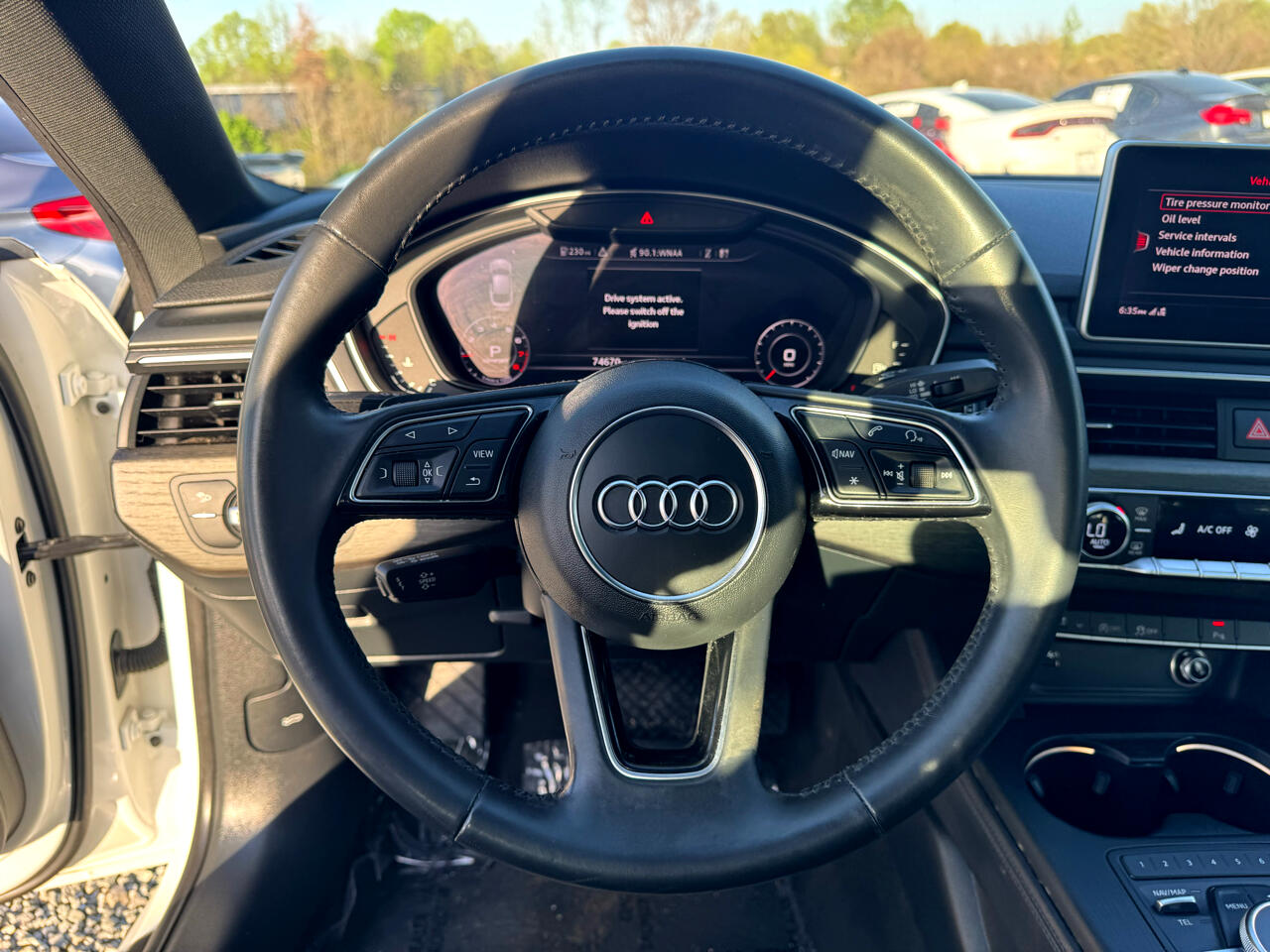 Vehicle image 60 of 85