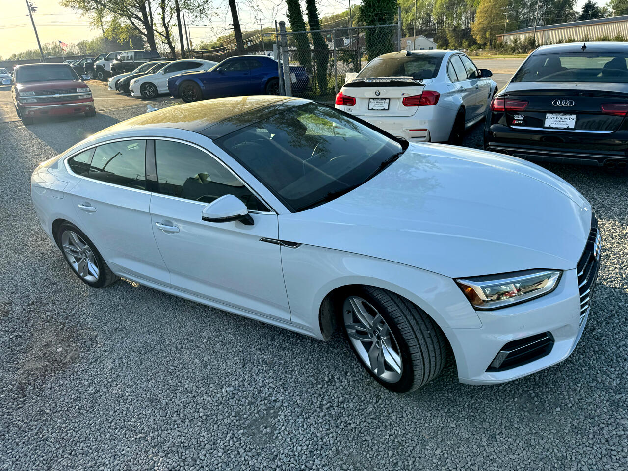 Vehicle image 4 of 85