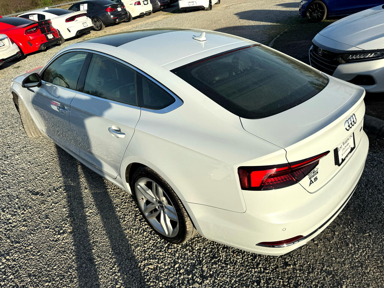 Vehicle image 11 of 85