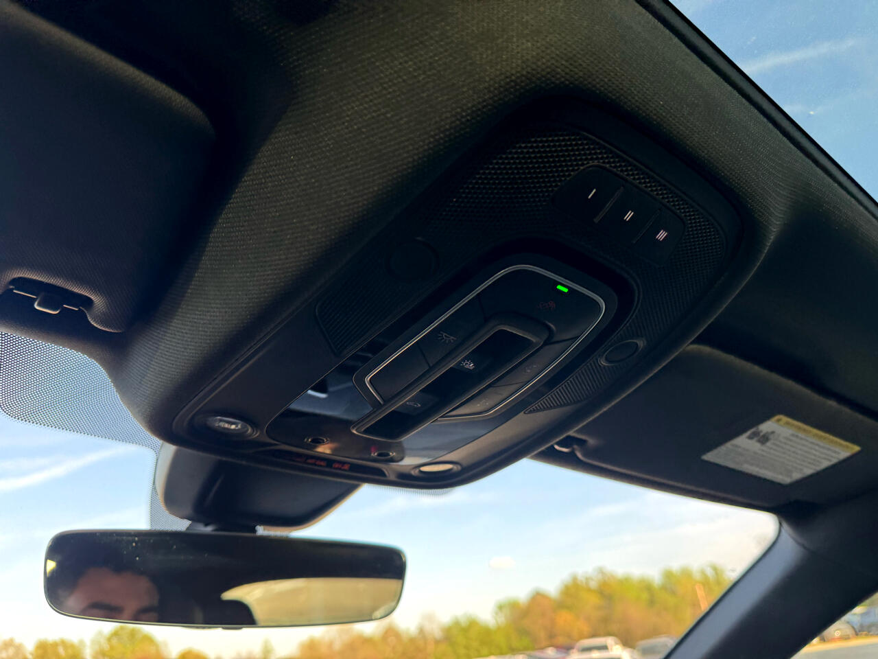 Vehicle image 73 of 85
