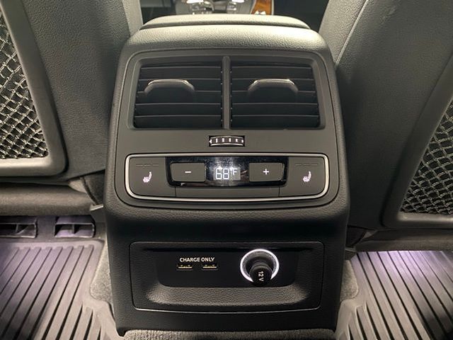 Vehicle image 52 of 63