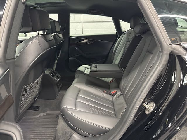 Vehicle image 32 of 63