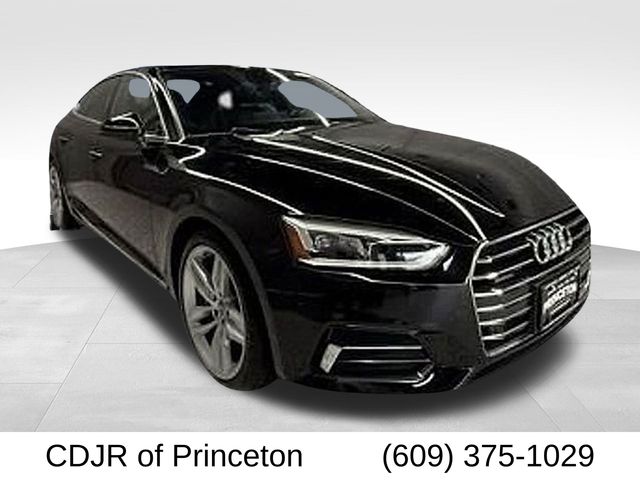 Vehicle image 4 of 63