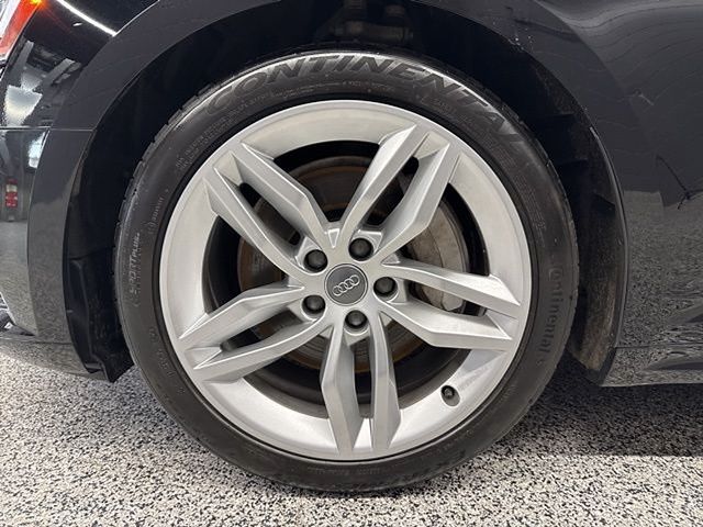 Vehicle image 22 of 63