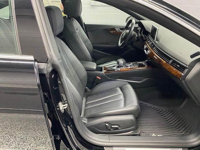Vehicle image 39 of 63