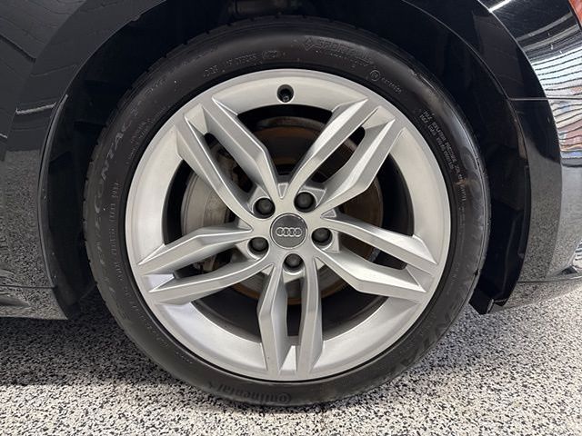 Vehicle image 25 of 63