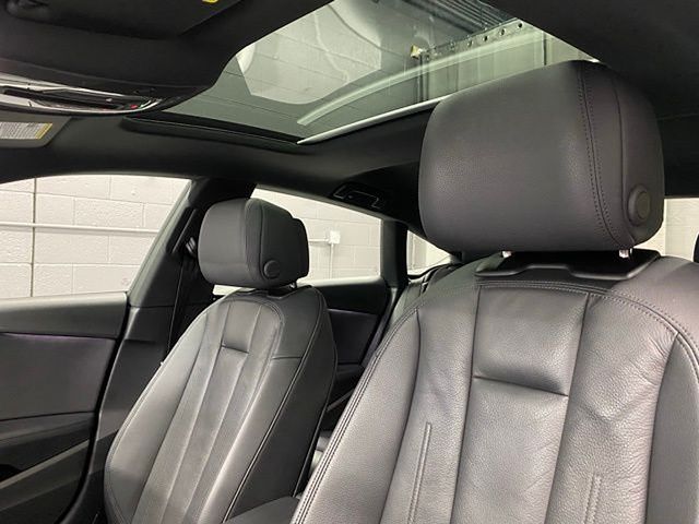 Vehicle image 41 of 63