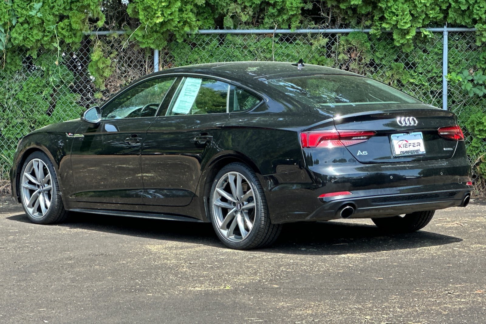 Vehicle image 8 of 35