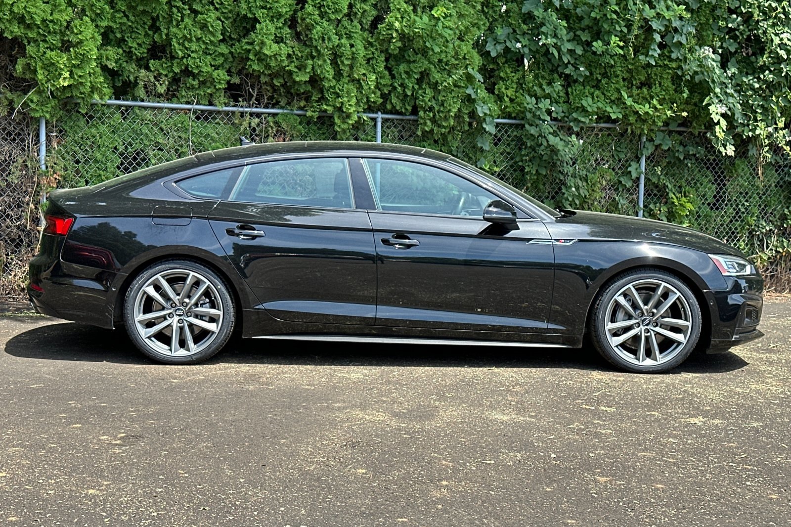 Vehicle image 5 of 35