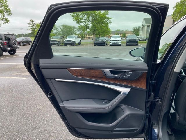 Vehicle image 52 of 54
