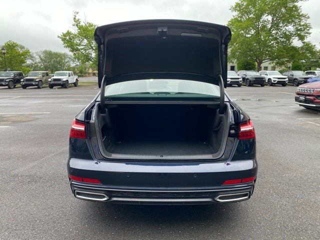 Vehicle image 16 of 54