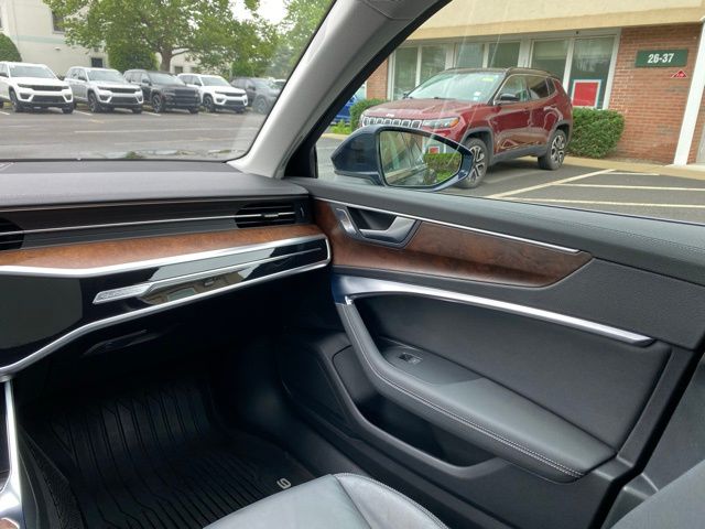 Vehicle image 26 of 54