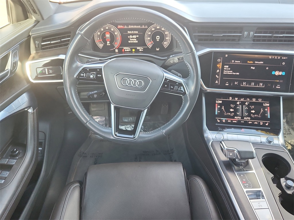 Vehicle image 12 of 26