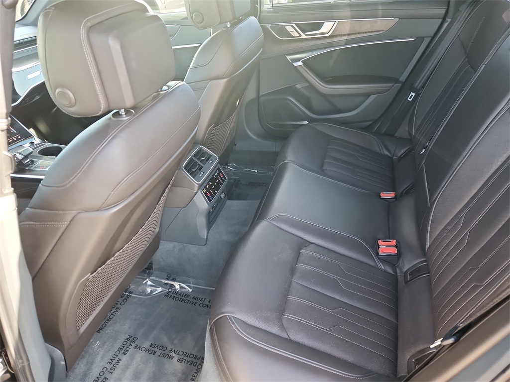 Vehicle image 9 of 26