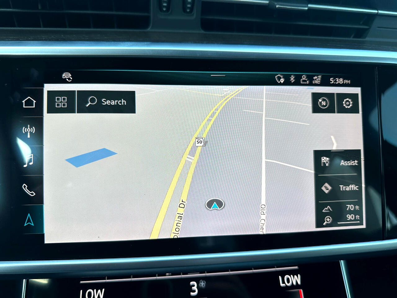 Vehicle image 15 of 19