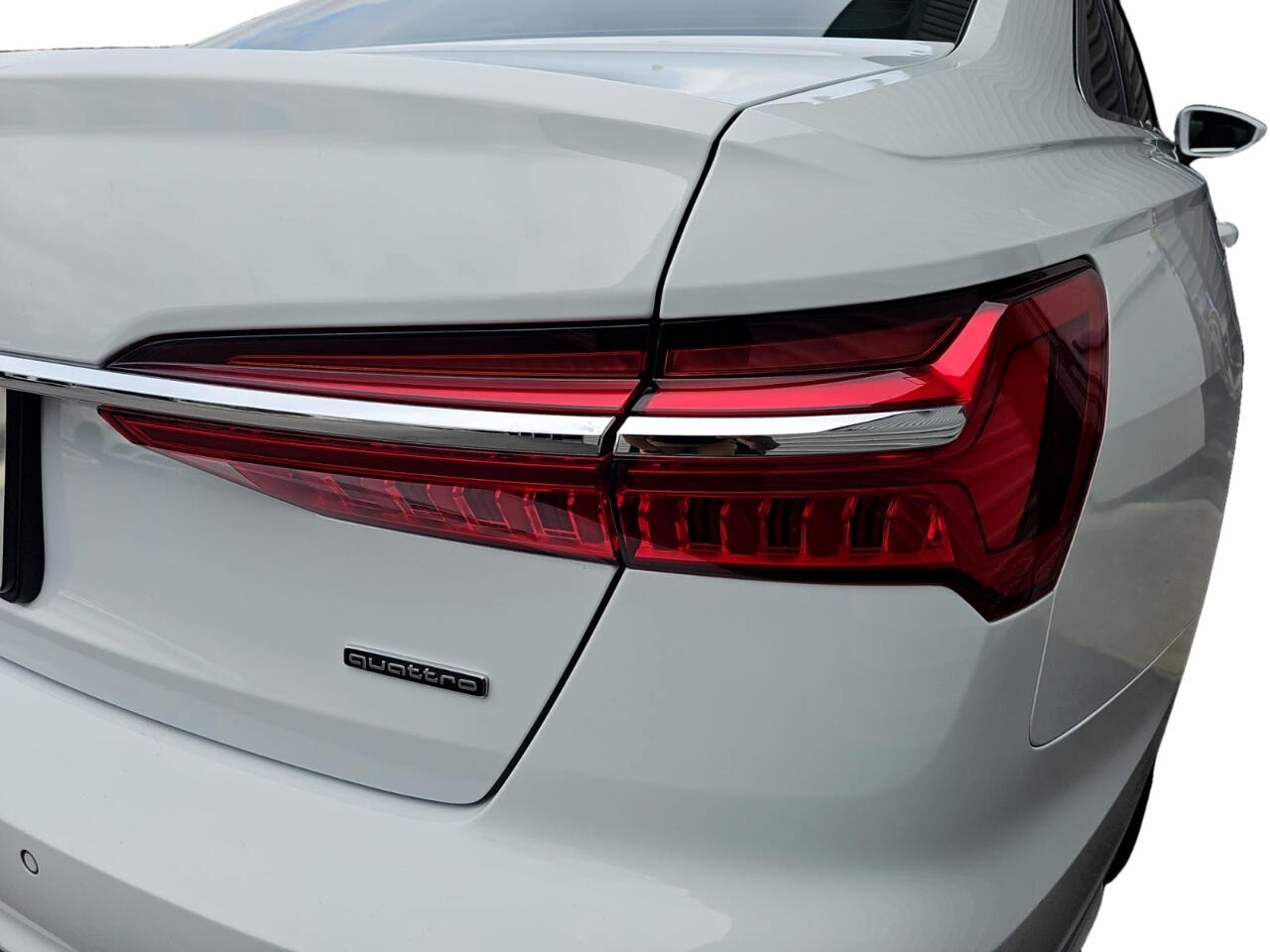 Vehicle image 13 of 27