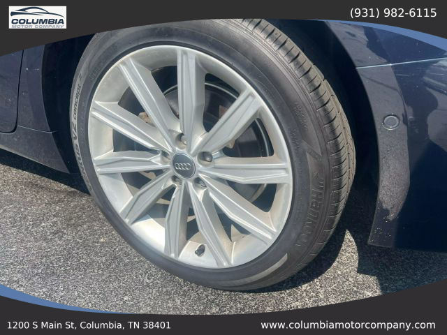 Vehicle image 10 of 26