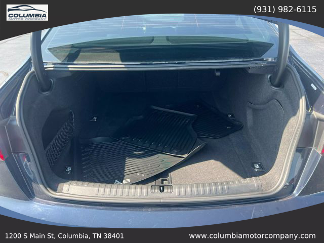 Vehicle image 13 of 26