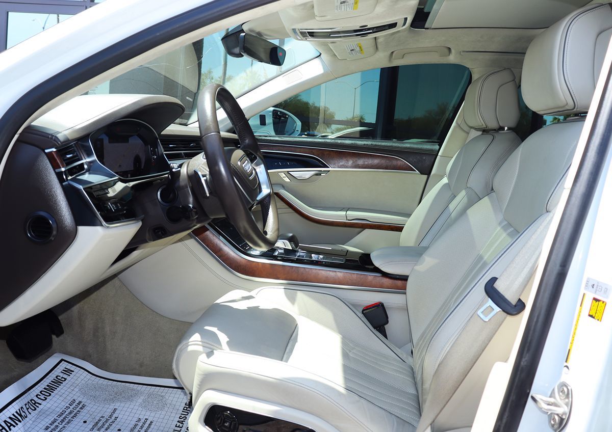 Vehicle image 29 of 78