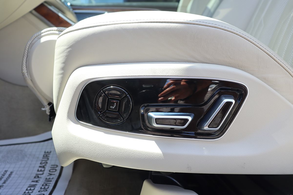 Vehicle image 55 of 78