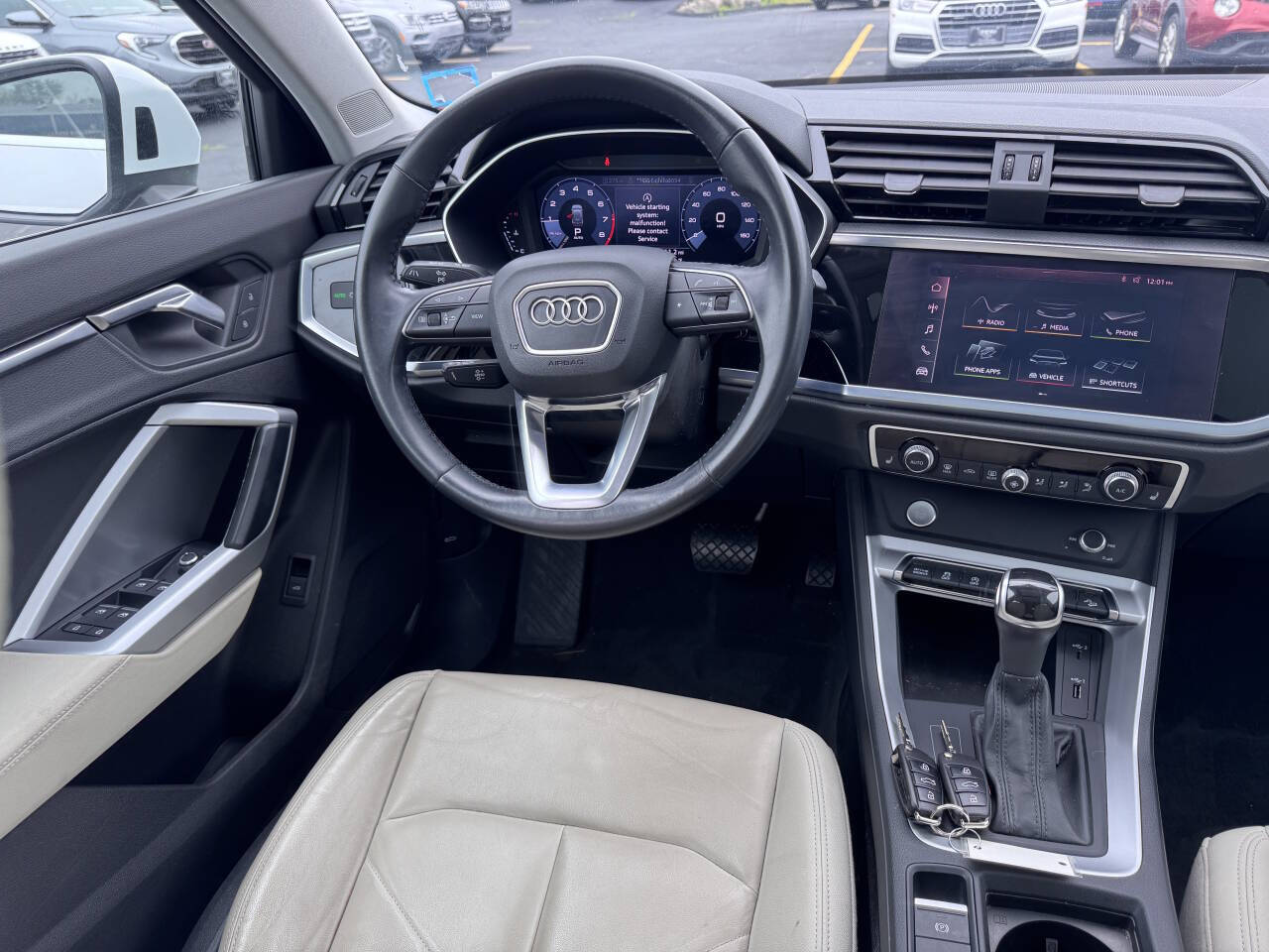 Vehicle image 9 of 34