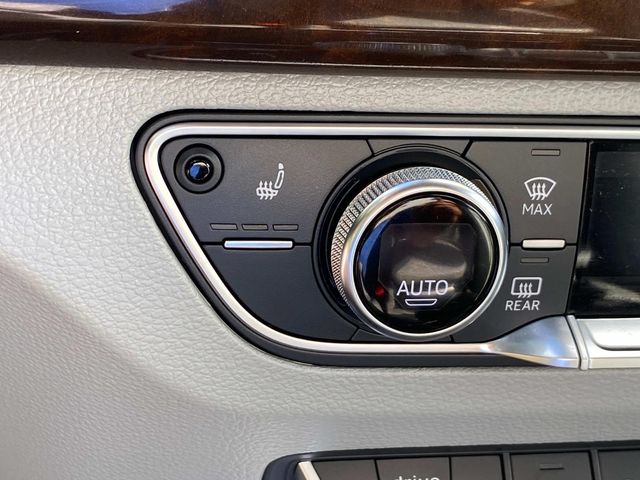 Vehicle image 24 of 35