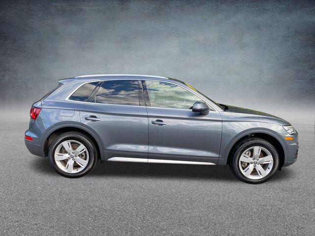 Vehicle image 5 of 35