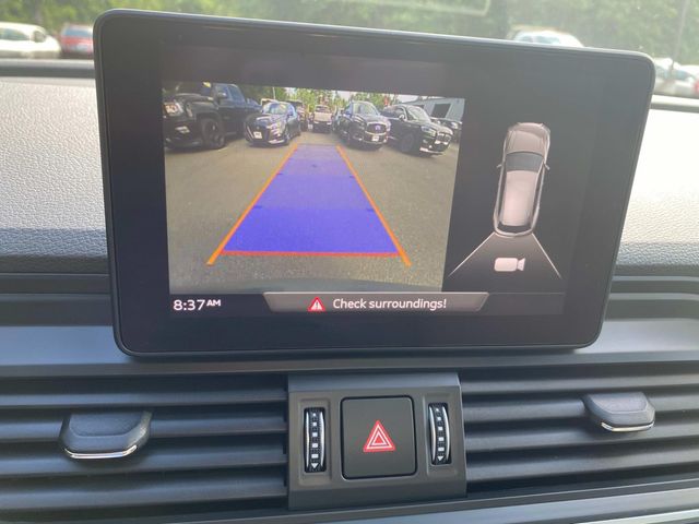 Vehicle image 20 of 35