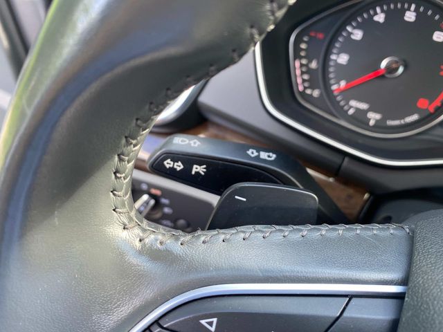 Vehicle image 28 of 35