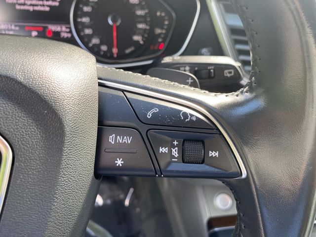 Vehicle image 25 of 35