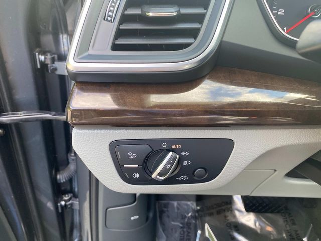 Vehicle image 35 of 35
