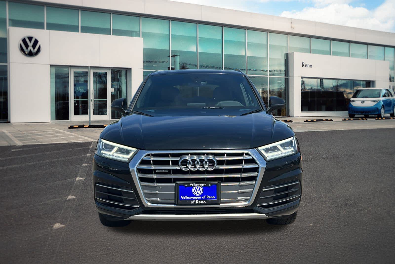 Vehicle image 2 of 31