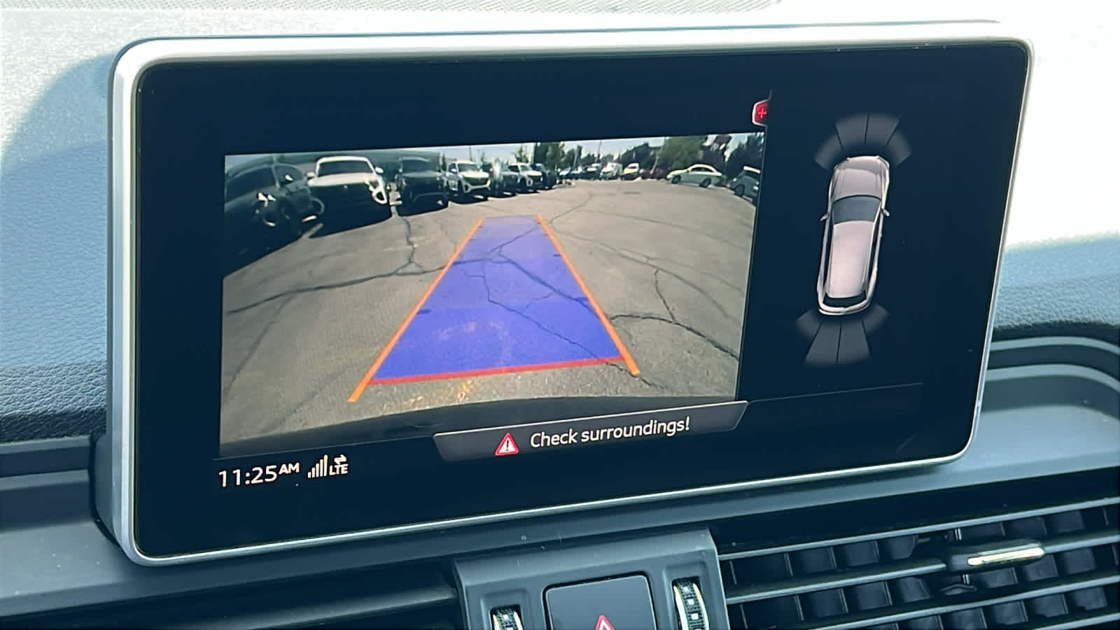Vehicle image 16 of 31