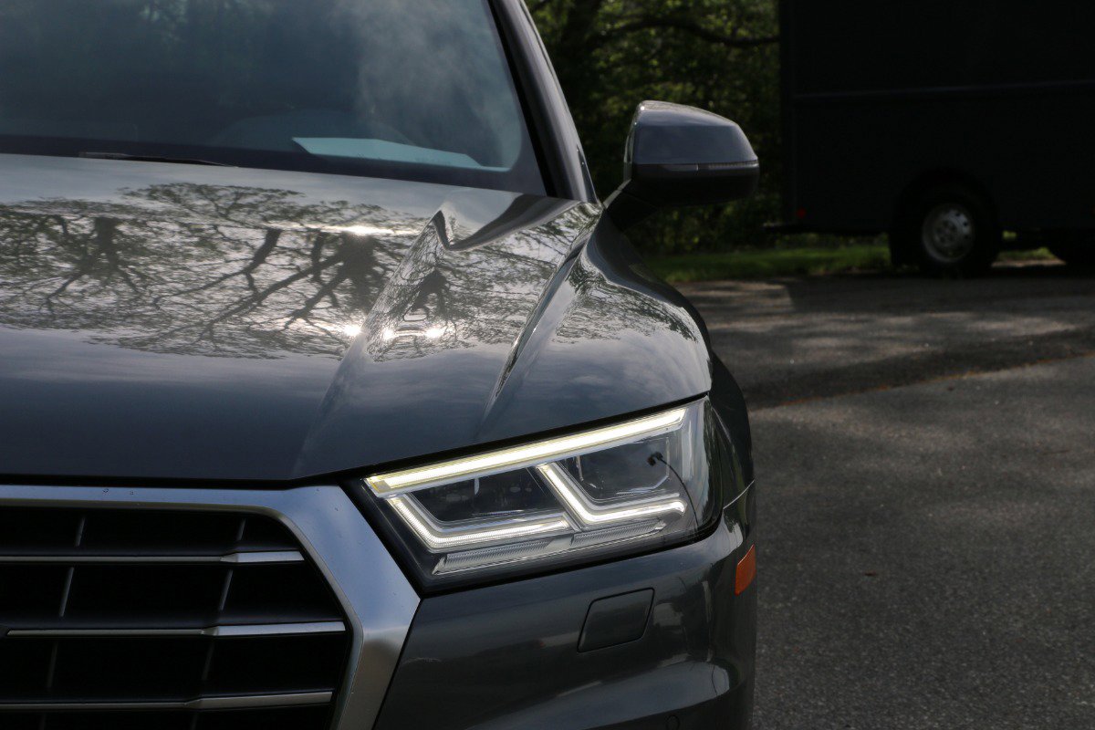 Vehicle image 13 of 32