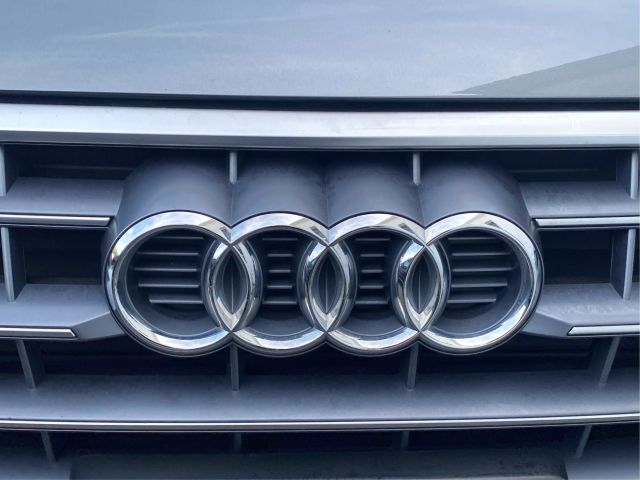 Vehicle image 26 of 37