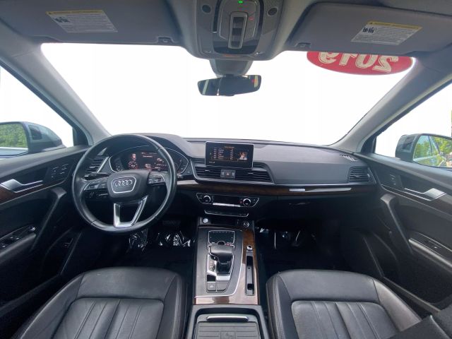 Vehicle image 13 of 37