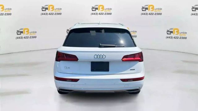 Vehicle image 6 of 30
