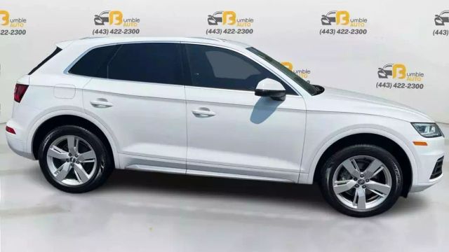 Vehicle image 4 of 30