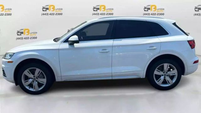 Vehicle image 8 of 30