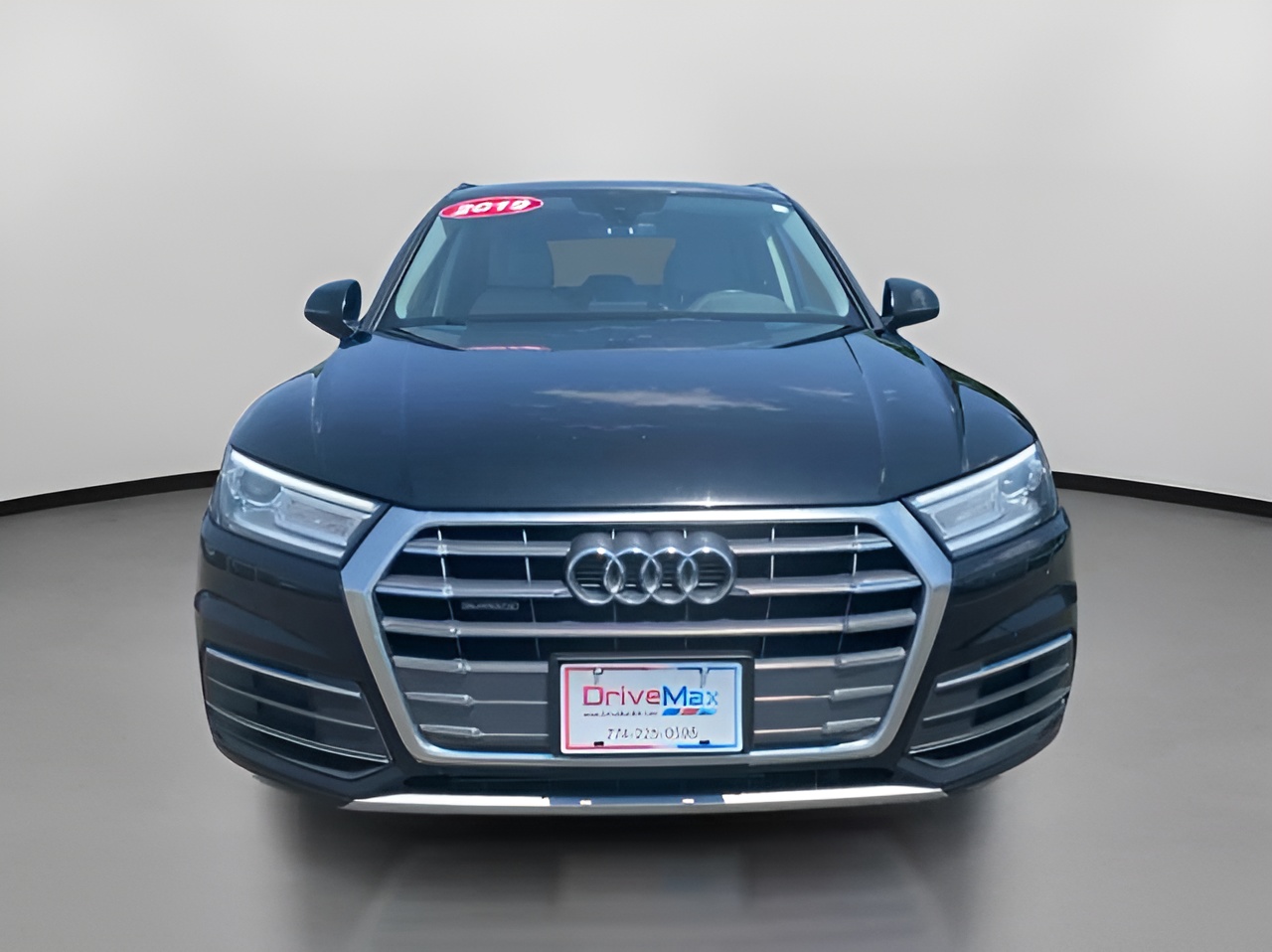 Vehicle image 40 of 46