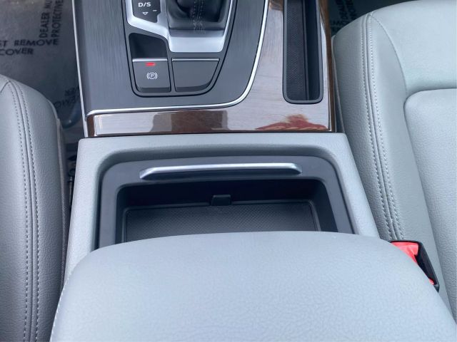 Vehicle image 16 of 46