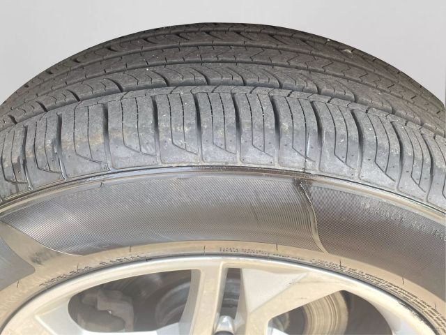 Vehicle image 24 of 46
