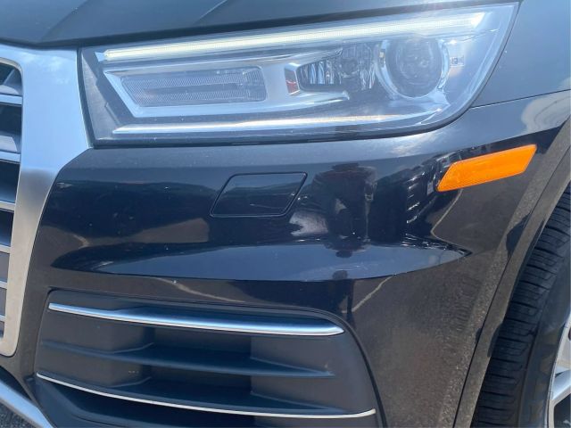 Vehicle image 25 of 46