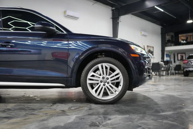 2019 Audi Q5 Prestige Image 11 of 55