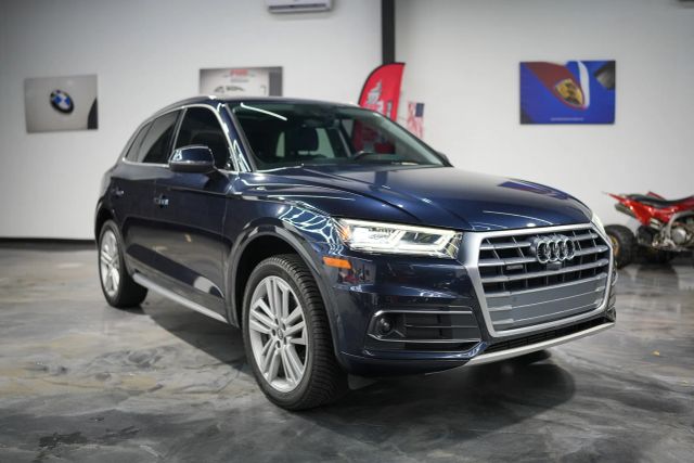 2019 Audi Q5 Prestige Image 4 of 55